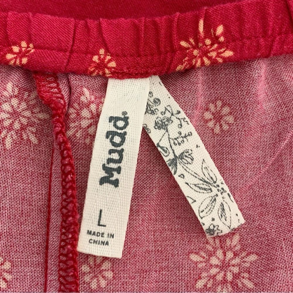 NWOT Mudd Women’s Size Large Red Floral Romper - Picture 9 of 12
